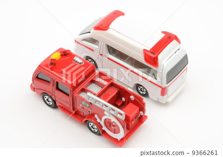 Emergency vehicle 9366261