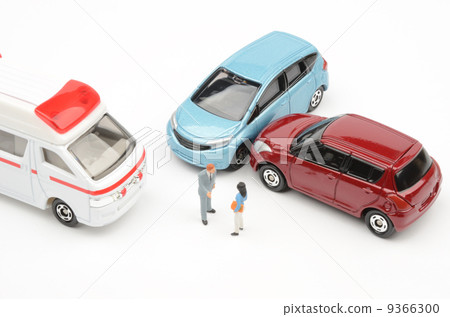  Traffic accident 9366300