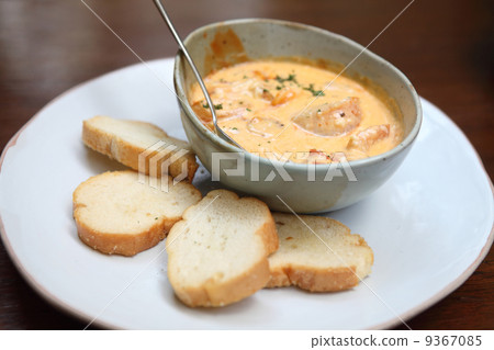 Seafood two sauce with bread 9367085