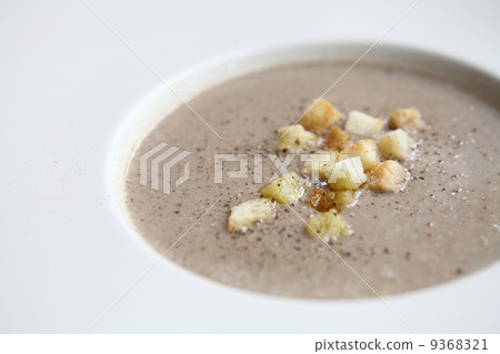 Mushroom soup 9368321