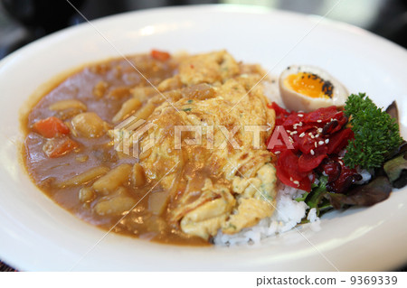 Curry rice with omelet 9369339