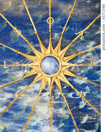 Ancient compass 9371590