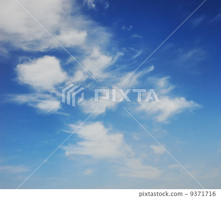 9371716