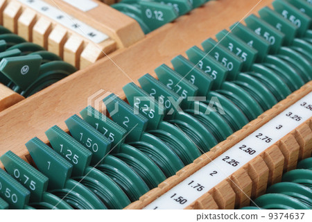 trial lens set 9374637