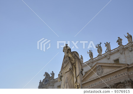 Paul with a sword on the right (St. Peter's Basilica) 9376915