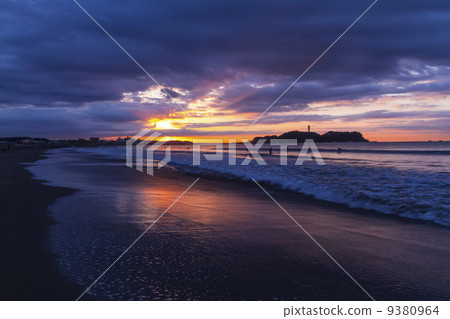 Enoshima in the morning glow, Kageuma coast and surfer 9380964
