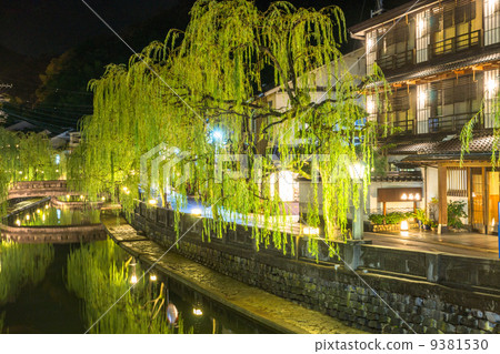 Kinosaki Onsen at night 9381530
