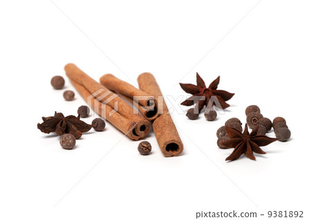 Black peppercorns, anise stars and cinnamon sticks 9381892