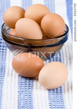 brown eggs brown eggs 9383749