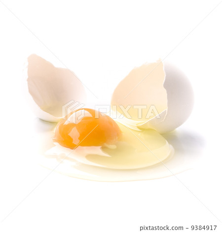 broken egg 9384917