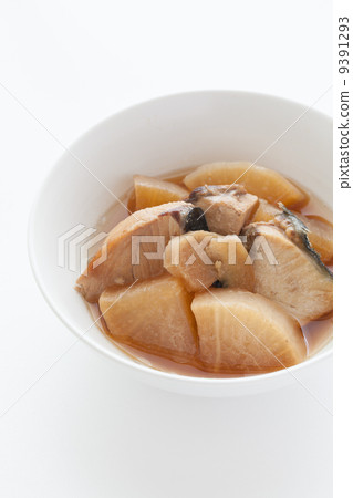 First brown egg 9391293