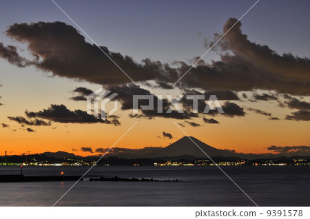 Evening Fuji 9391578