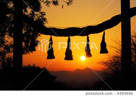 Nikamiyama and sunset from Hinohara Shrine 9393694