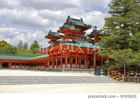 Scenery of Kyoto Heian Jingu Shrine Scenery of Kyoto Heian Jingu Shrine 9395601