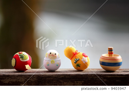 綿羊在戶外烘烤溢出溢出 綿羊在戶外烘烤溢出溢出 9403947