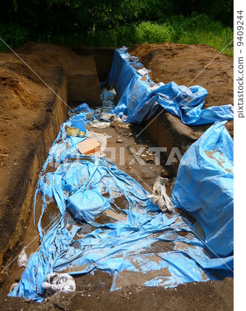 Excavation site of ruins Excavation site of ruins 9409244