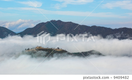 武田在雲彩海的城堡廢墟 武田在雲彩海的城堡廢墟 9409482