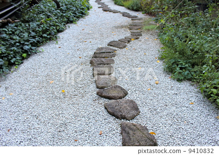 Japanese garden 9410832