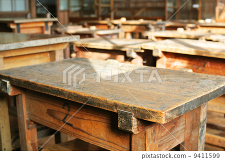 學校木桌 學校木桌 9411599