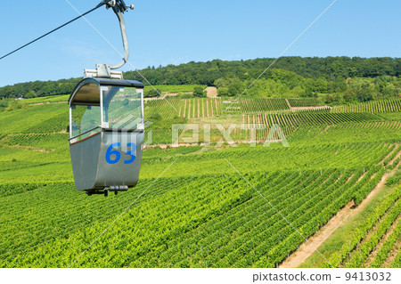 Cable car in Rudesheim am Rhein, Germany 9413032