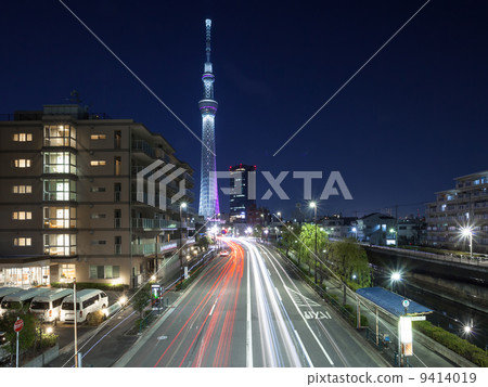 天空樹和廢墟 9414019