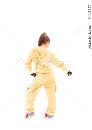 一個非常開朗的女孩，跳舞嘻哈舞蹈 9418573