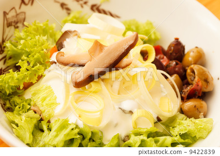 fresh salad 9422839