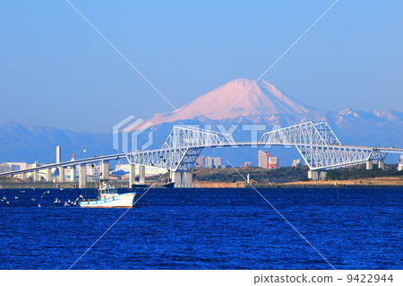 在東京門橋的富士山 在東京門橋的富士山 9422944