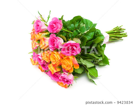 bouquet of roses isolated on white background 9423834