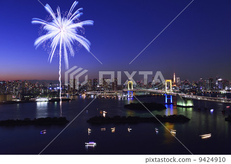 Fireworks in Odaiba (synthetic) 9424910