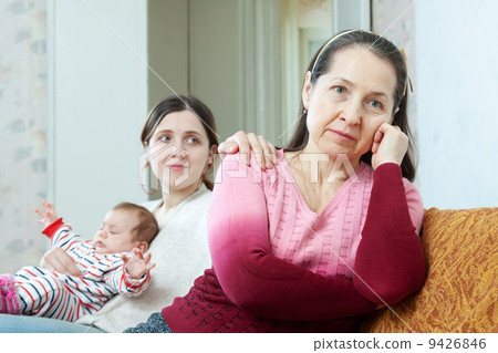 woman with baby tries reconcile with her mother woman with baby tries reconcile with her mother 9426846
