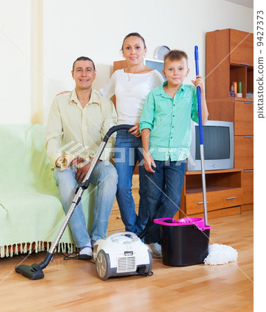 Ordinary family finished housework 9427373