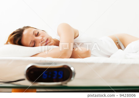Pretty girl sleeping in morning Pretty girl sleeping in morning 9428006