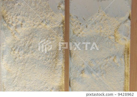 Thermal insulation (urethane foam) 9428962