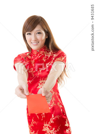red envelope Chinese woman 9431685