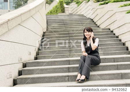 Asian business woman 9432062