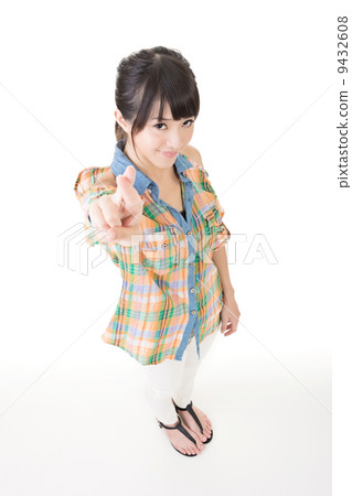 Asian woman cross finger with cheat sign Asian woman cross finger with cheat sign 9432608