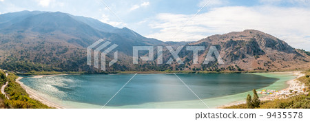 lake Kurnas 9435578