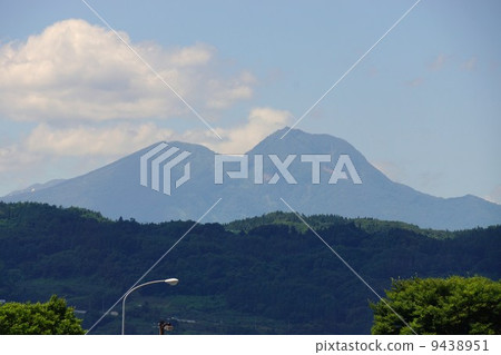 Hokusetsu Gomi dake seen from Oasis Obstacle Road Station 9438951