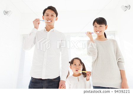 Family and bite 9439221