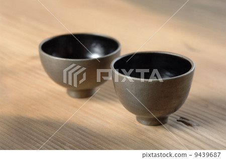 Natural wood cups 9439687