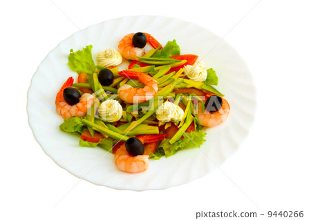 Fresh shrimp olives and cream isolated on white background (clip 9440266