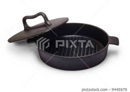 skillet kitchen design roaster pan black cover fry isolated skillet kitchen design roaster pan black cover fry isolated 9440879