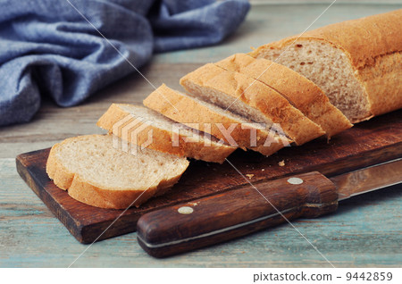 Sliced baguette Sliced baguette 9442859
