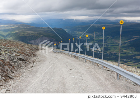 Dirt road on Blahoe mountain (Vaga, Oppland, Norway) 9442903