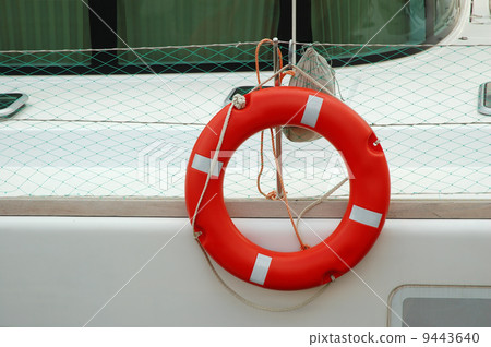 Life-preserver ring Life-preserver ring 9443640