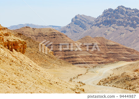 Stones of Makhtesh Ramon 9444987