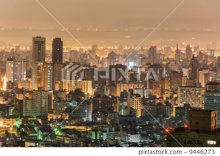 Urban scenery in night Urban scenery in night 9446273