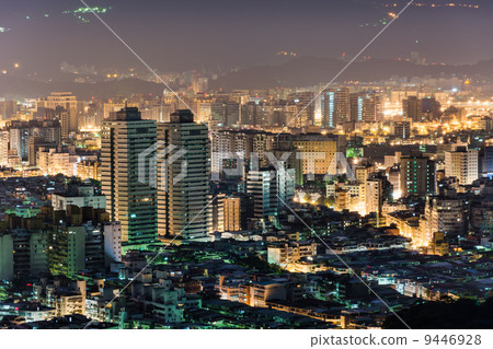 Urban scenery in night 9446928