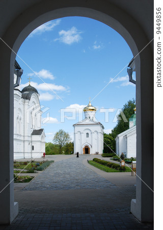 Entrance to the Saviour and st.Evphrosinija nunnery. 9449856